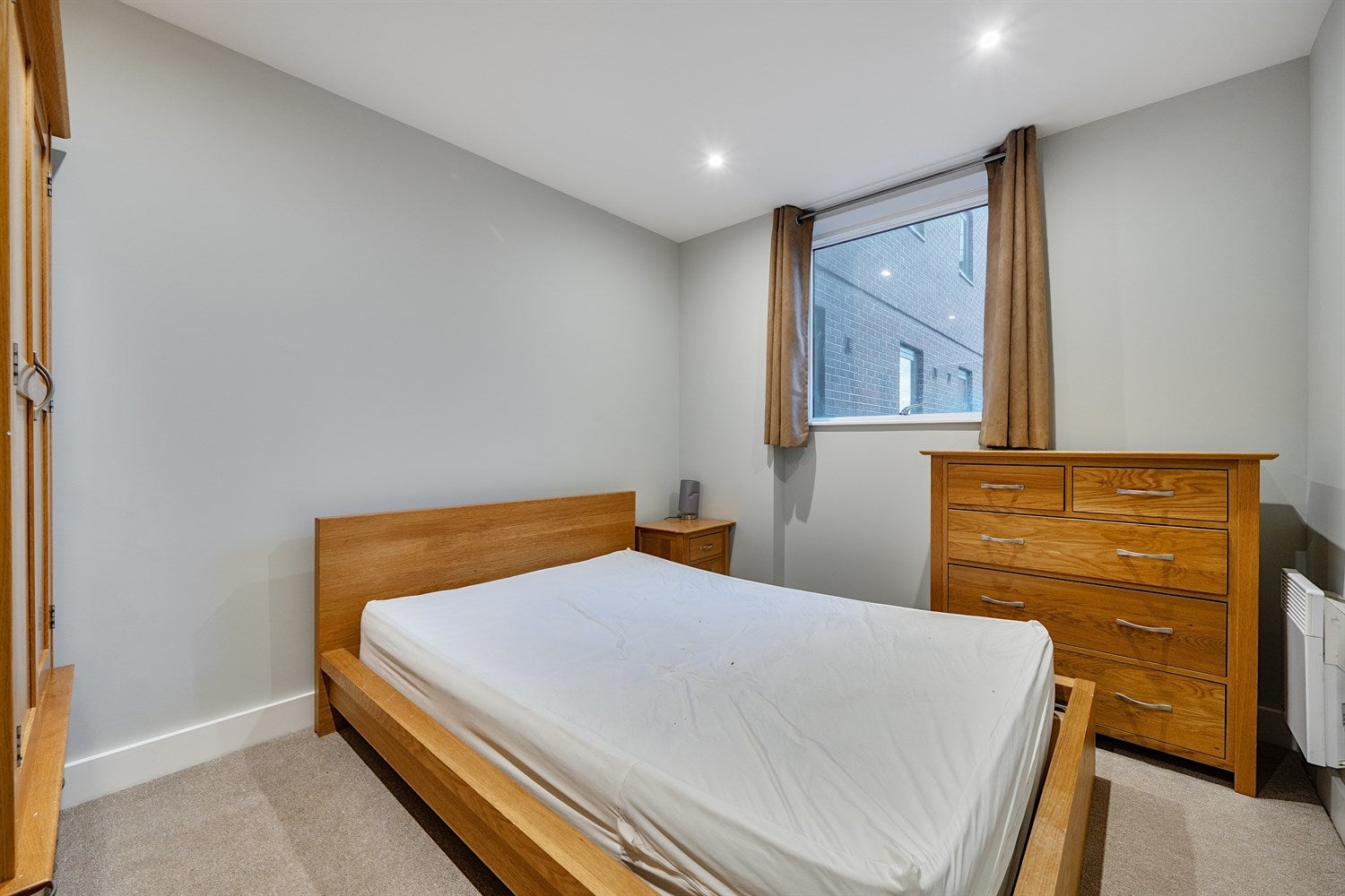 Flat Garrard Street in Reading