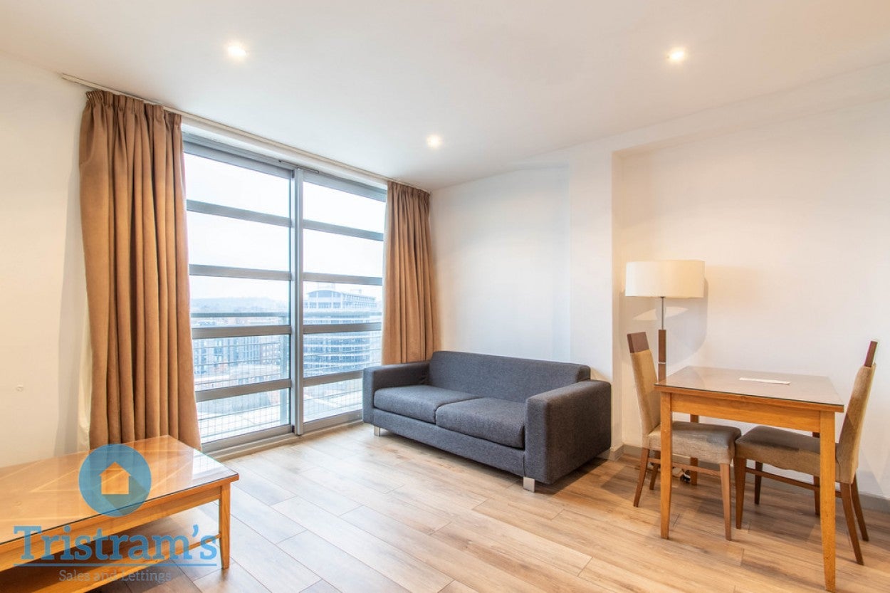 Flat Bolero Square in Nottingham
