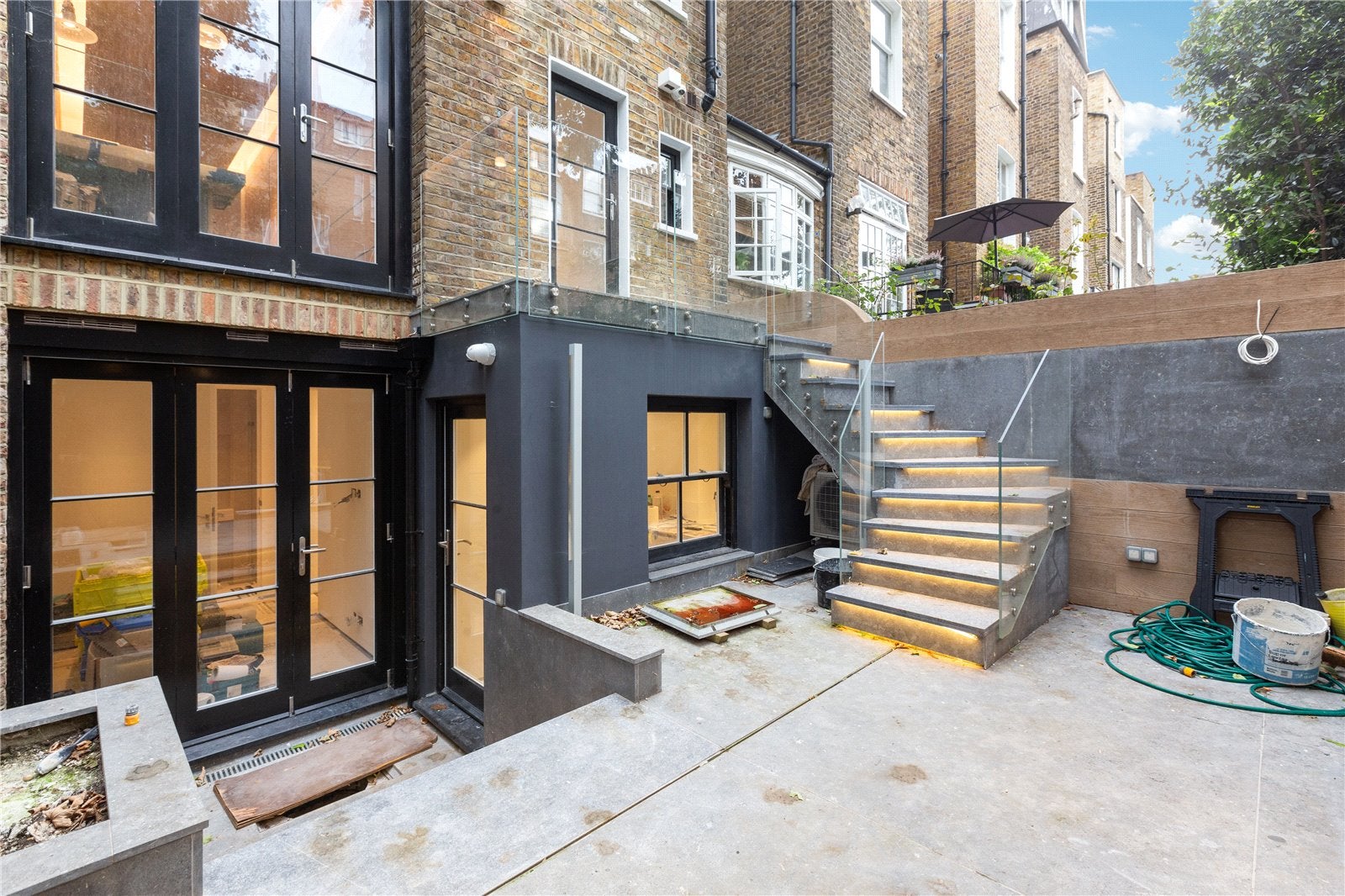 House Kildare Gardens in City of Westminster