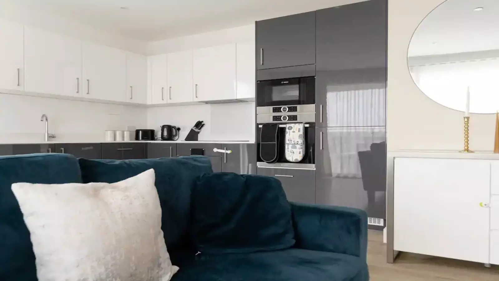 Flat Argall Way in Greater London