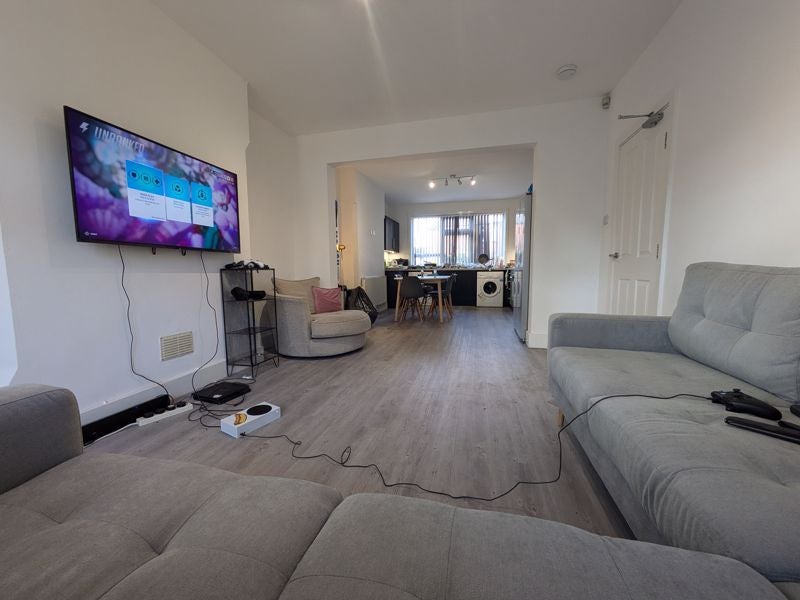 Flat Derby Road in Nottingham