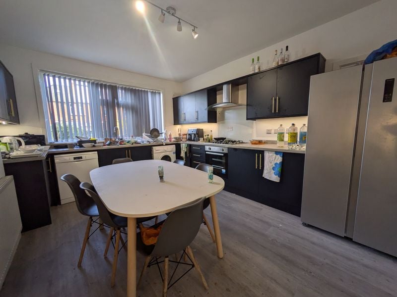 Flat Derby Road in Nottingham