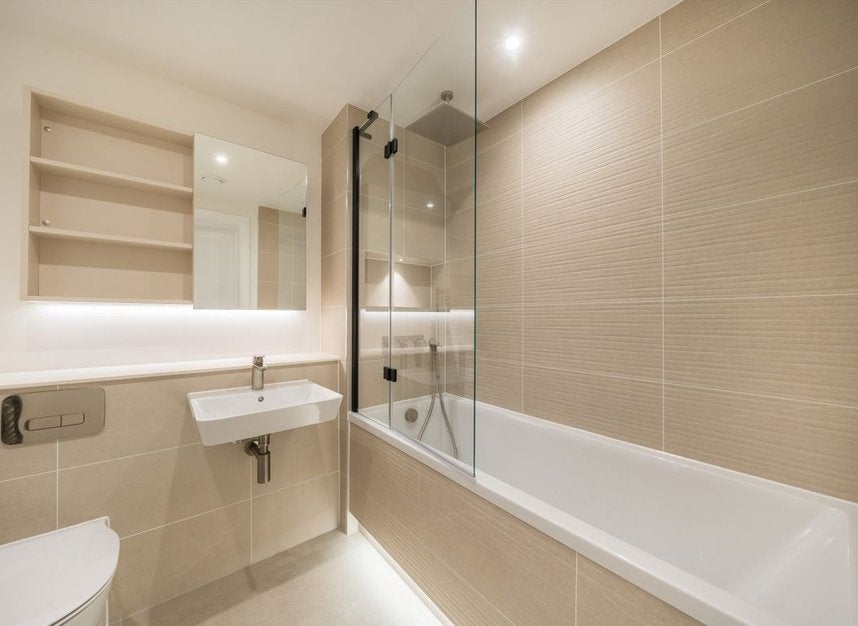 Flat Heathfield North in Greater London