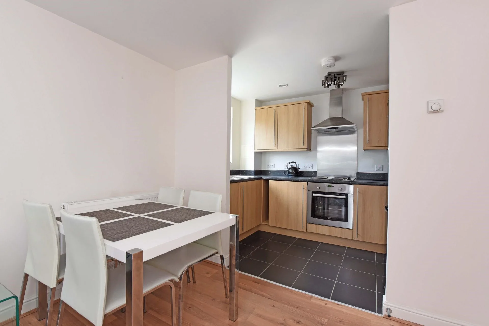 Flat Coombe Way in Rushmoor