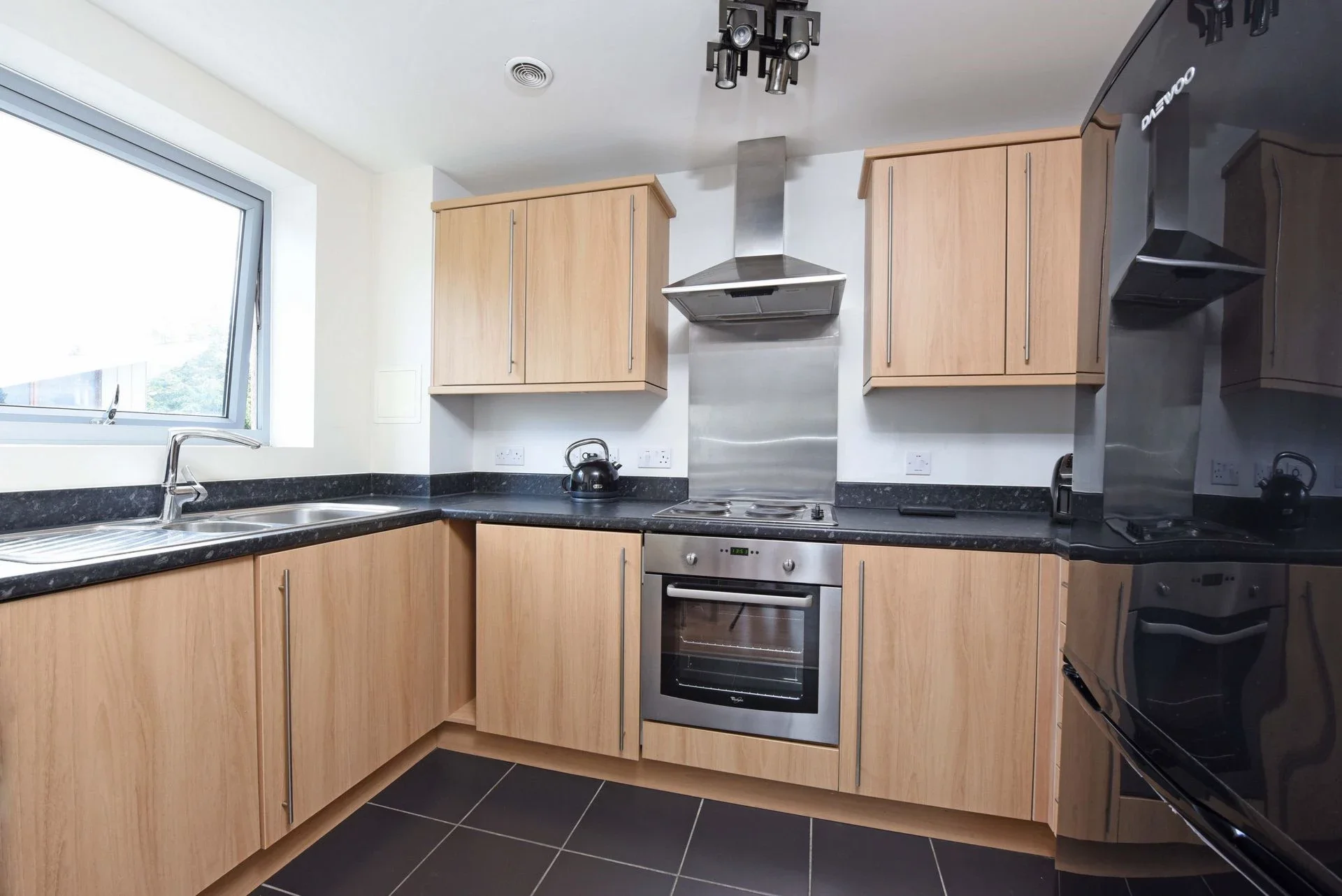 Flat Coombe Way in Rushmoor