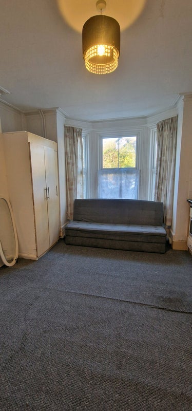 Flat Cornwallis Road in Maidstone