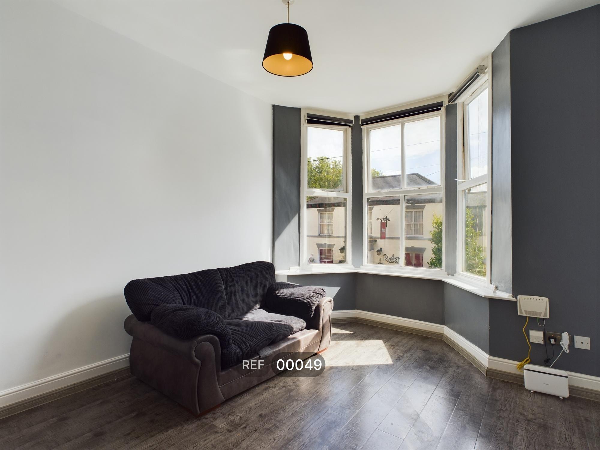 Flat Coltman Street in Hull