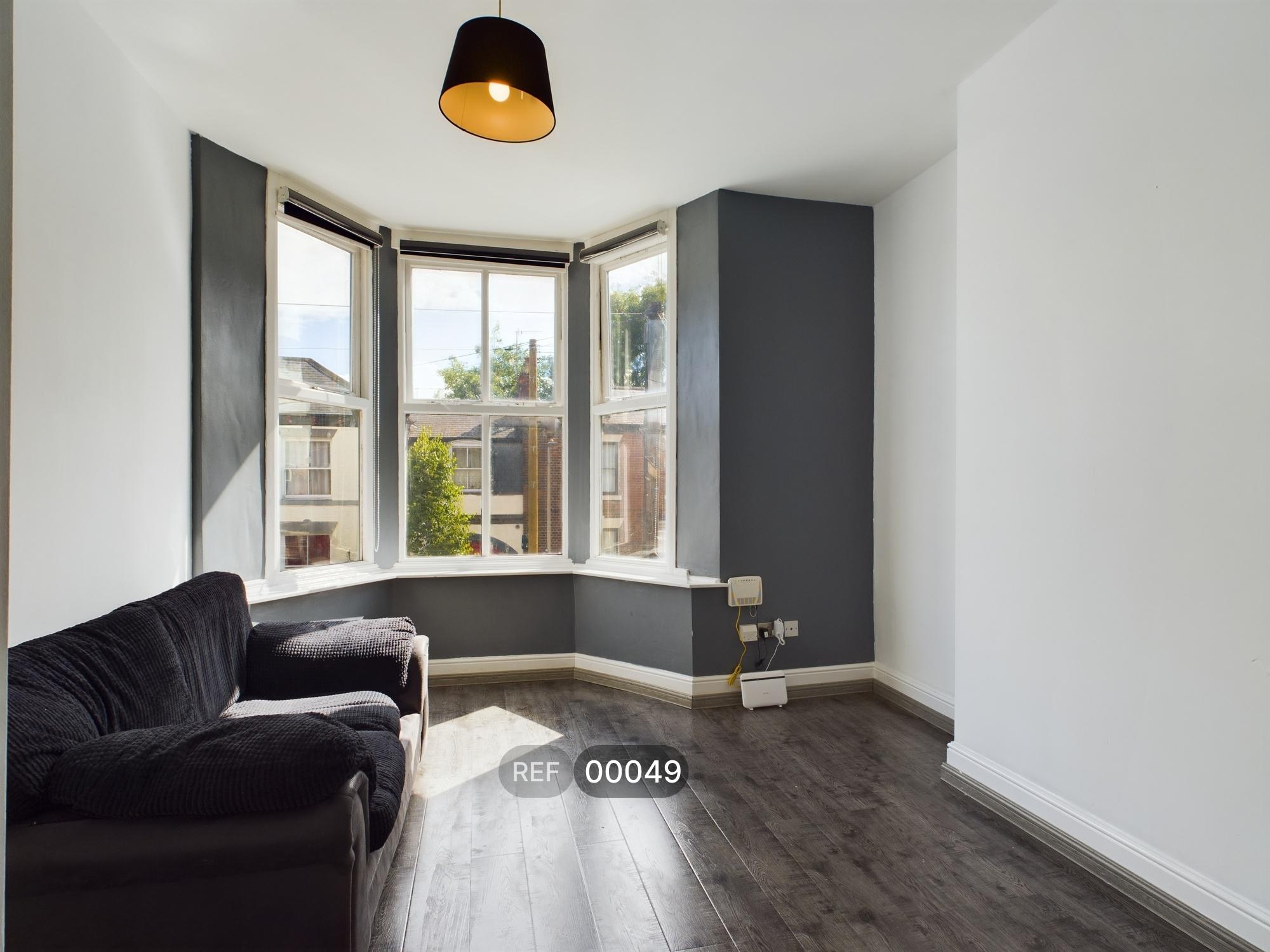 Flat Coltman Street in Hull
