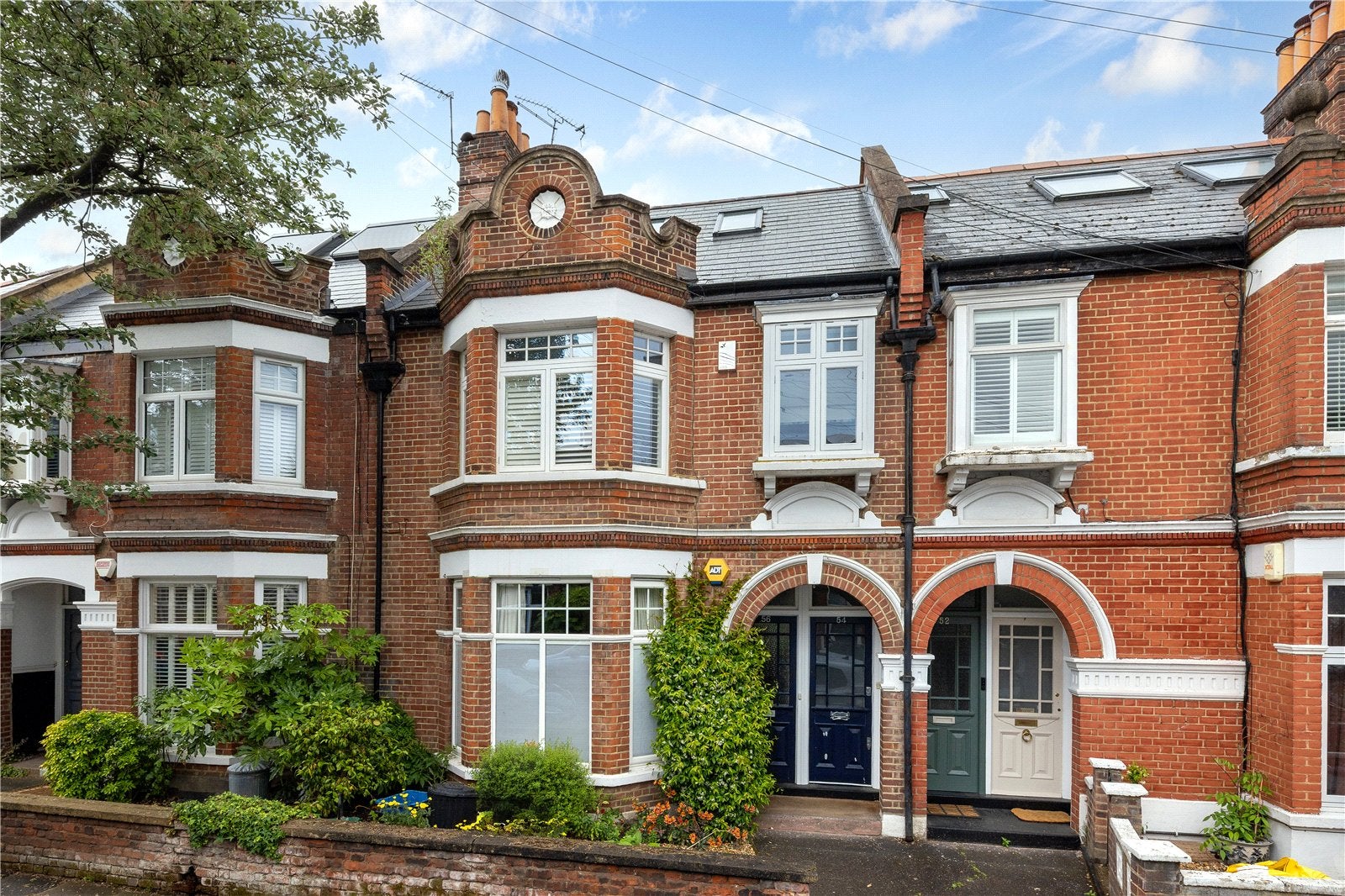 Flat Cowley Road in Greater London