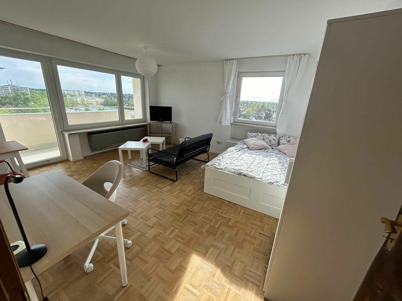 Zimmer Allgäuer Straße in München