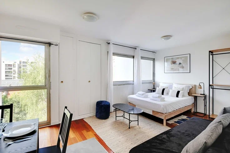Flat Rue Curial in Paris