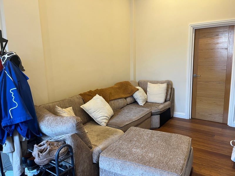 Flat Bull Yard in Greater London