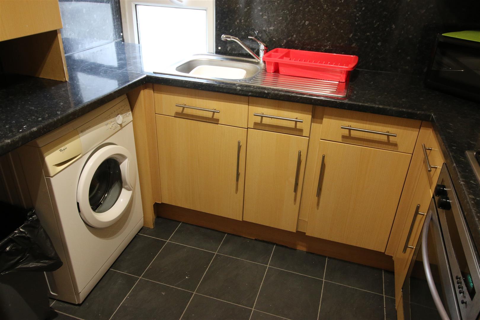 Room Bulk Road in Lancaster