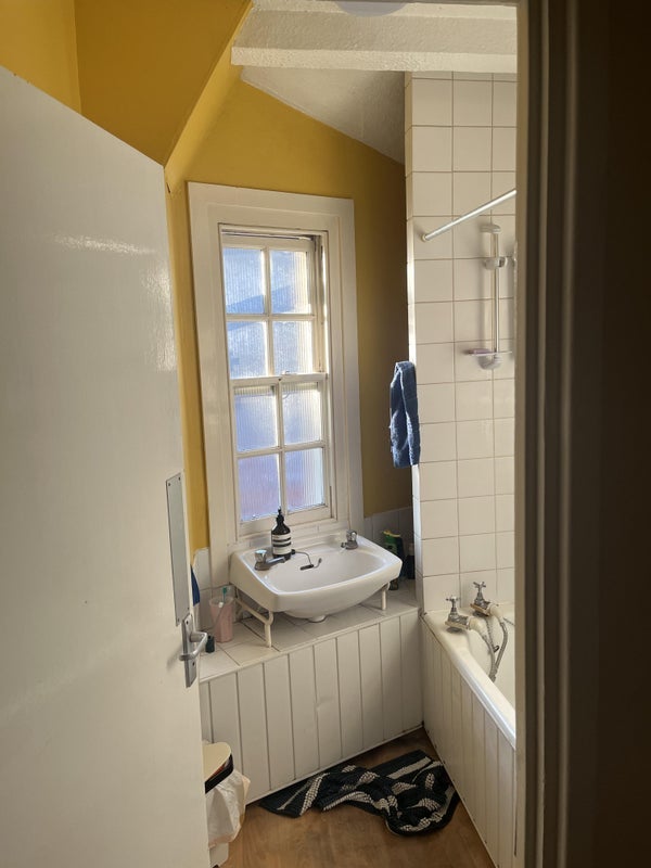 Room Camlet Street in Greater London