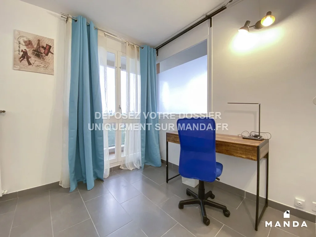 Room Rue La Bruyère in Épinay-sur-Seine