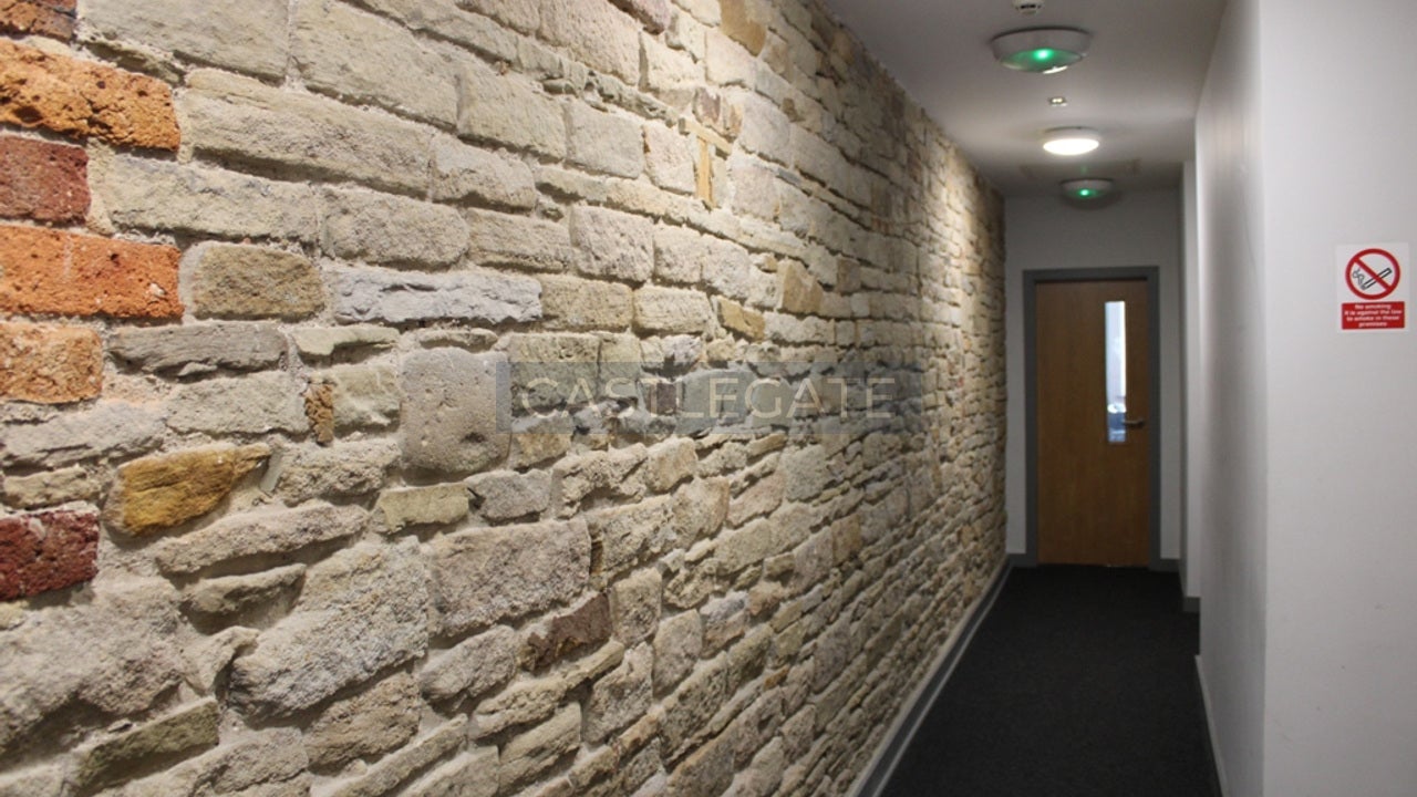 Room Half Moon Street in Kirklees