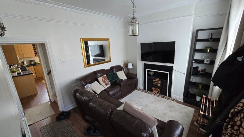 Room Exmouth Place in Bradford