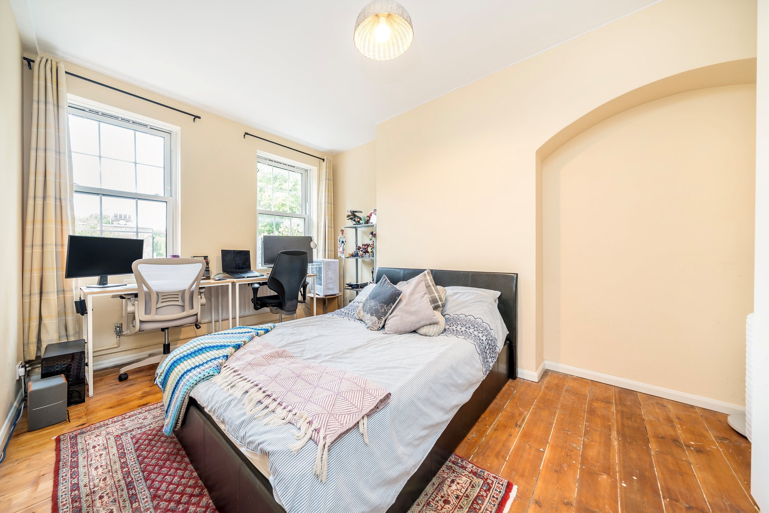 Flat Doddington Grove in Greater London