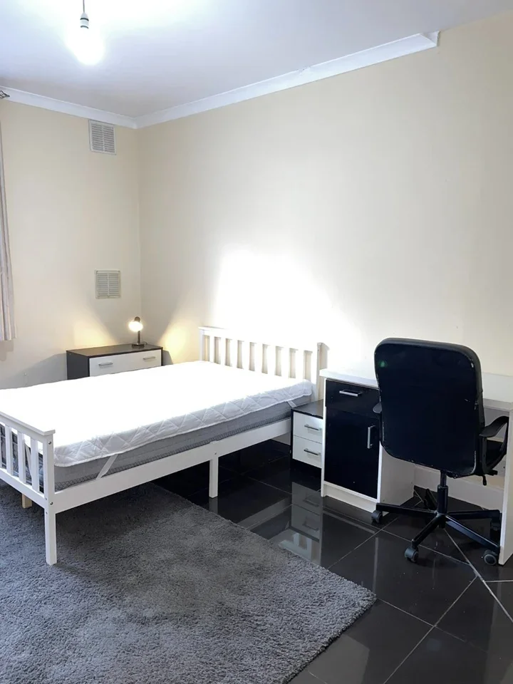 Flat Thanet Street in Greater London