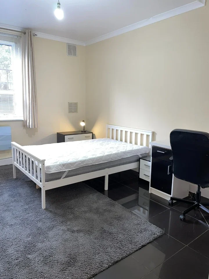 Flat Thanet Street in Greater London