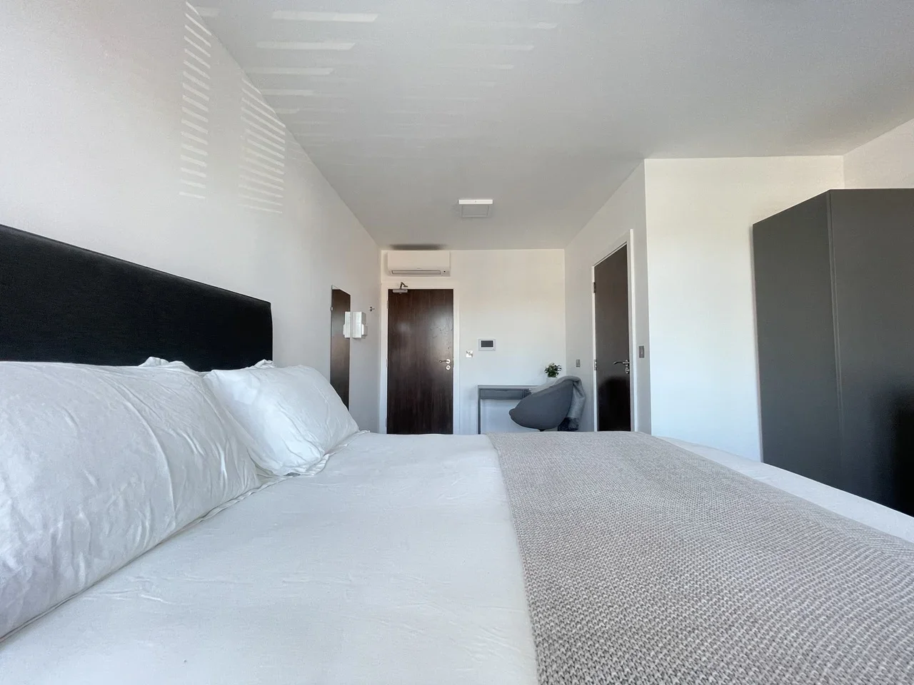 Room Regent's Park Road in Greater London