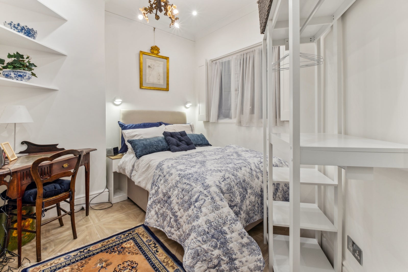 Flat Westbourne Terrace in City of Westminster
