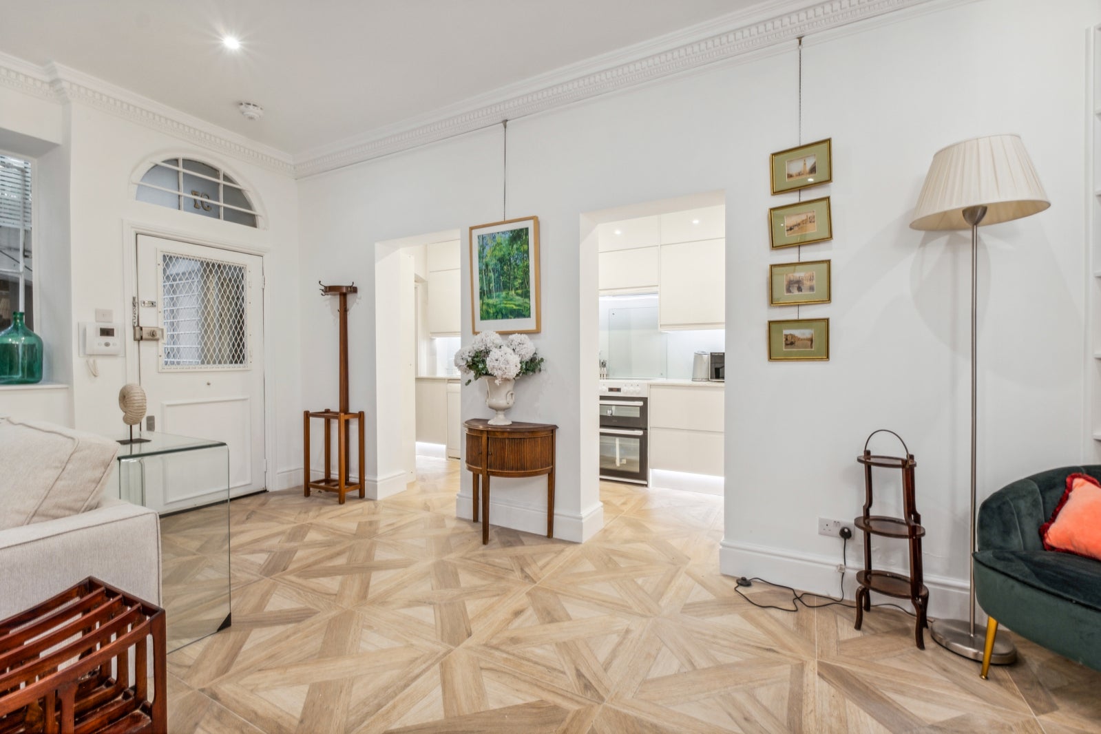 Flat Westbourne Terrace in City of Westminster
