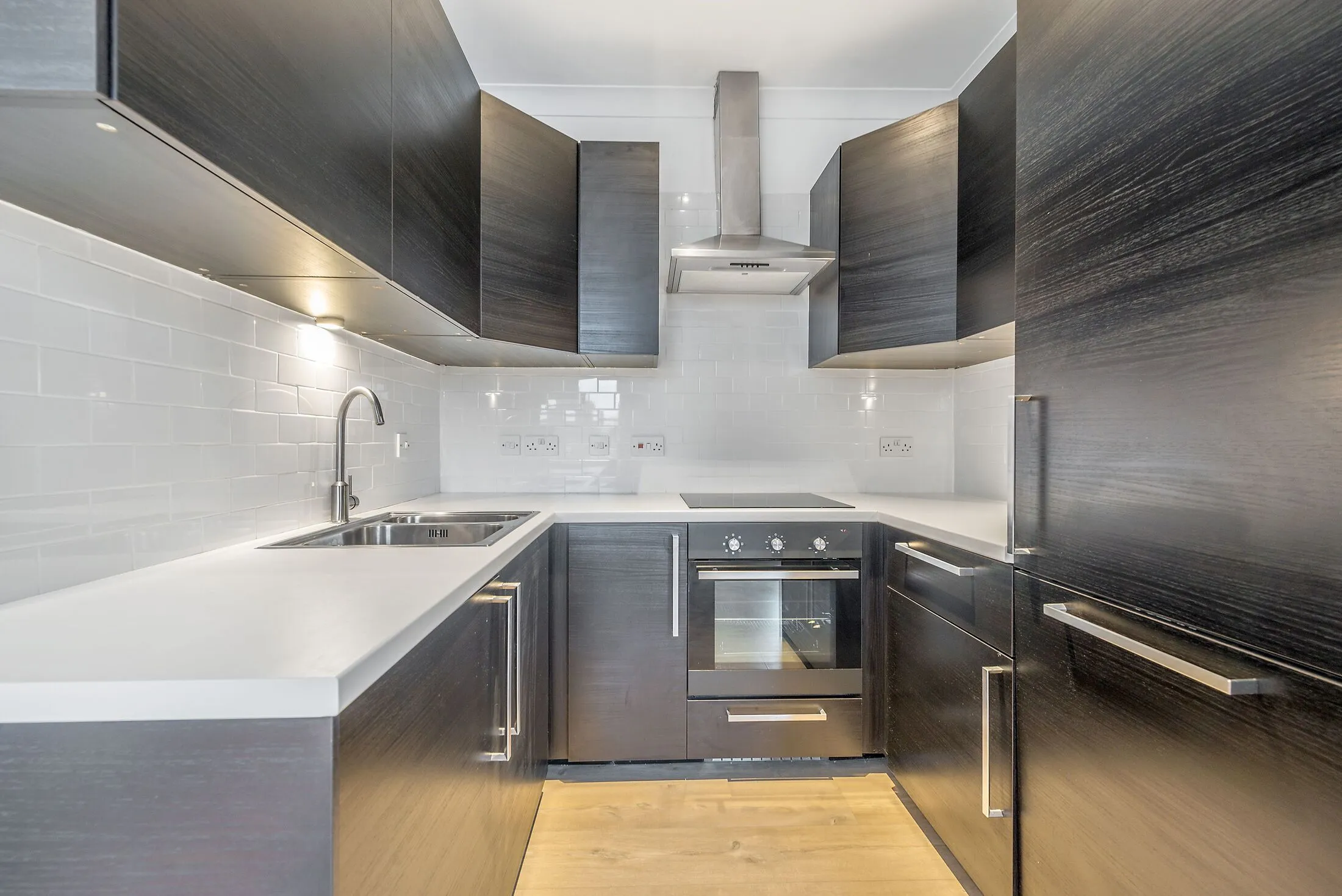 Flat Ladbroke Grove in Greater London