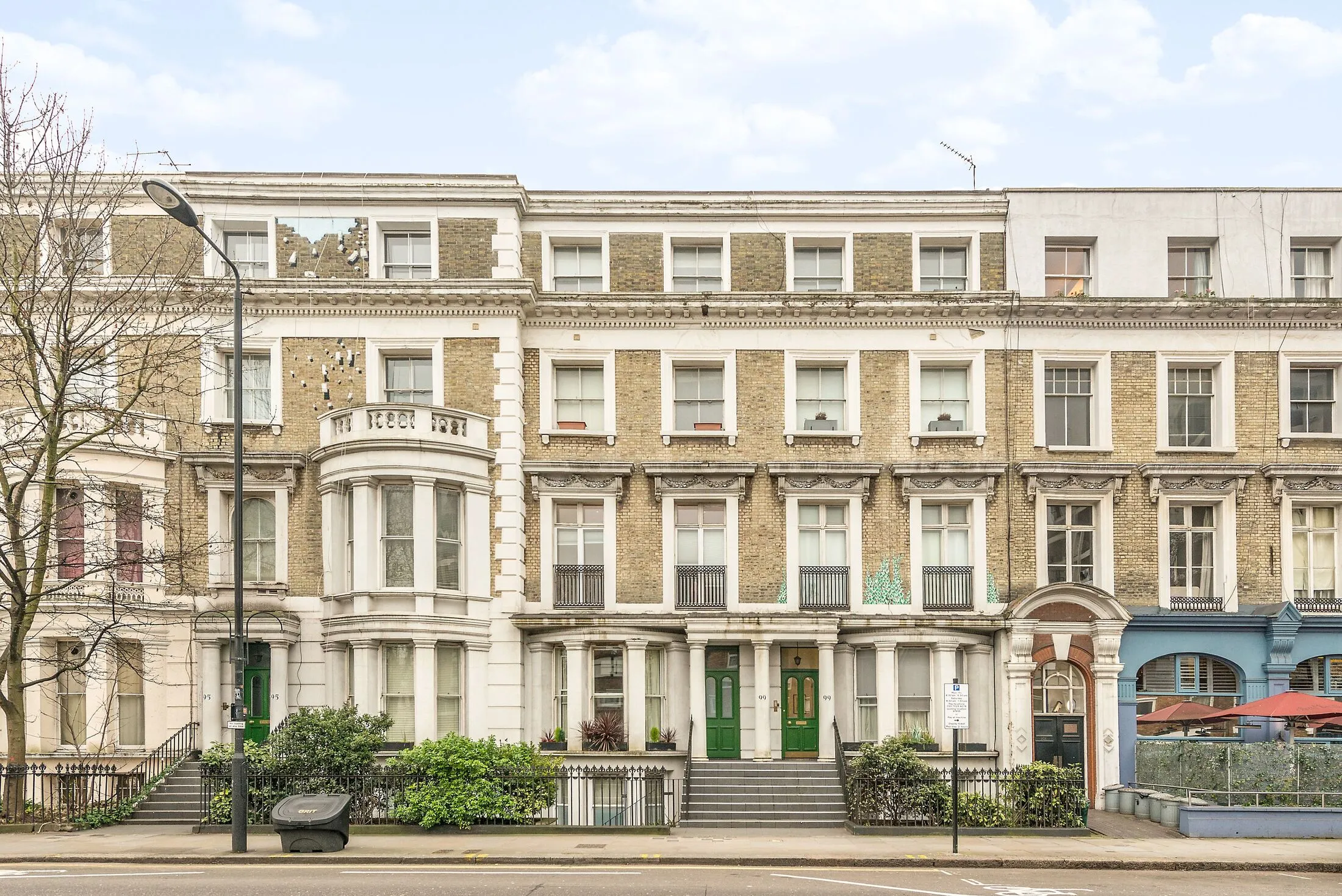Flat Ladbroke Grove in Greater London