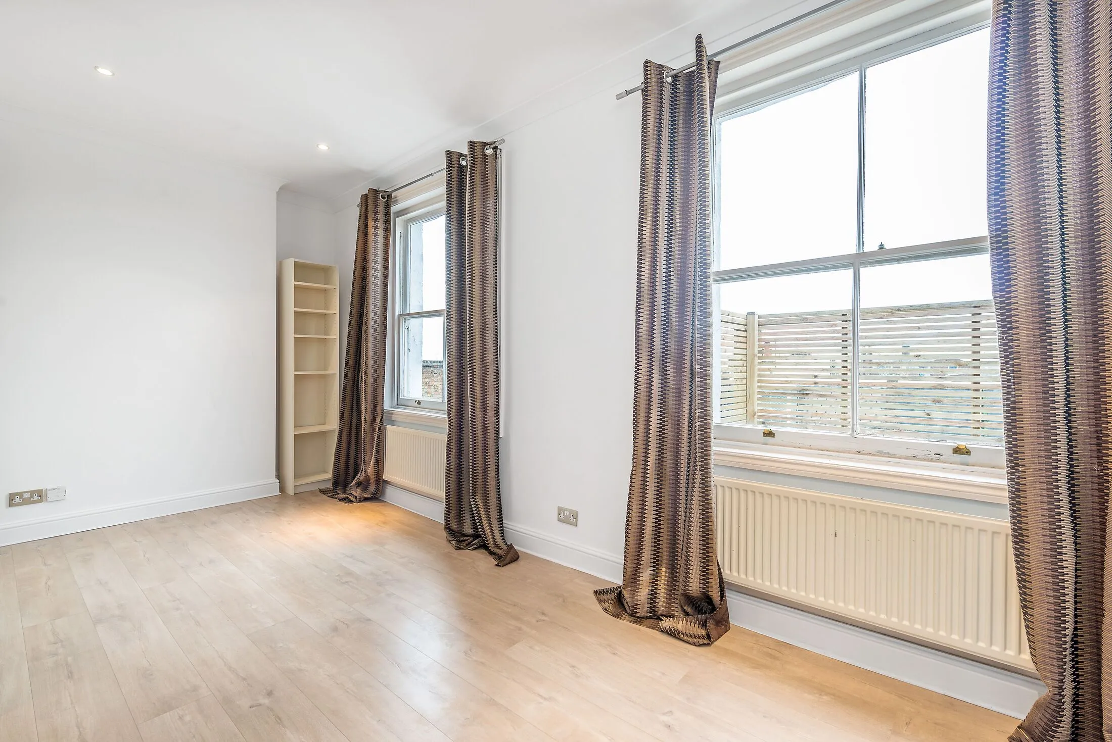 Flat Ladbroke Grove in Greater London