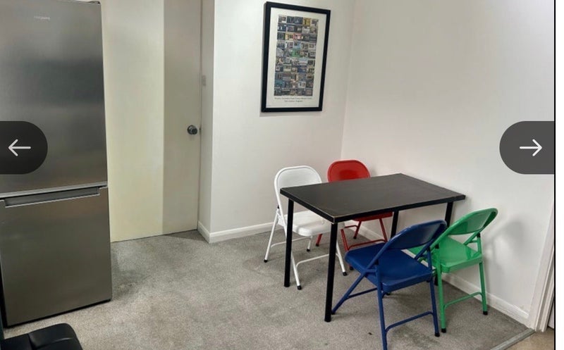 Room Canter Way in Greater London