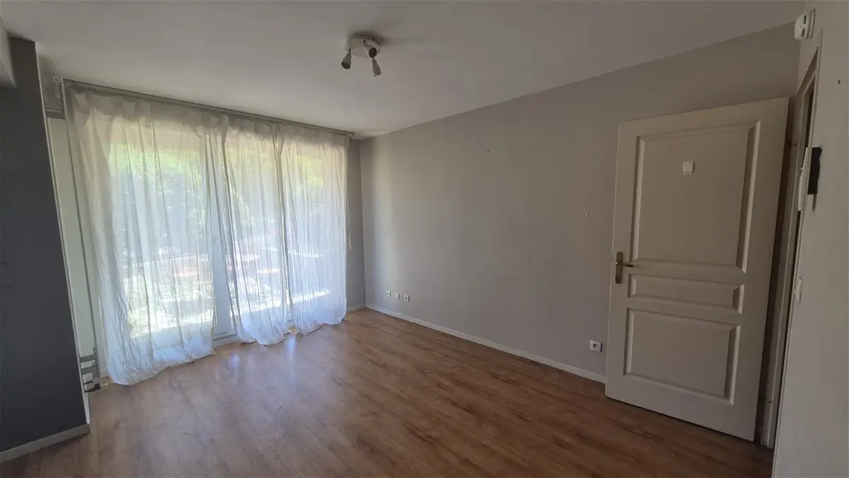 Flat Rue Bonte Pollet in Lille