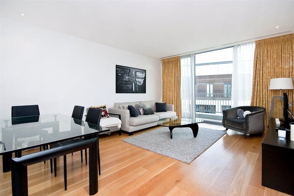 Flat Knightsbridge in London