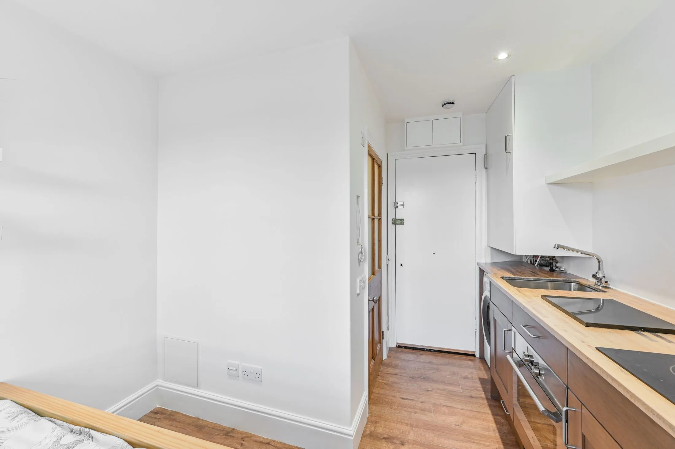 Flat Stamford Brook Avenue in Greater London