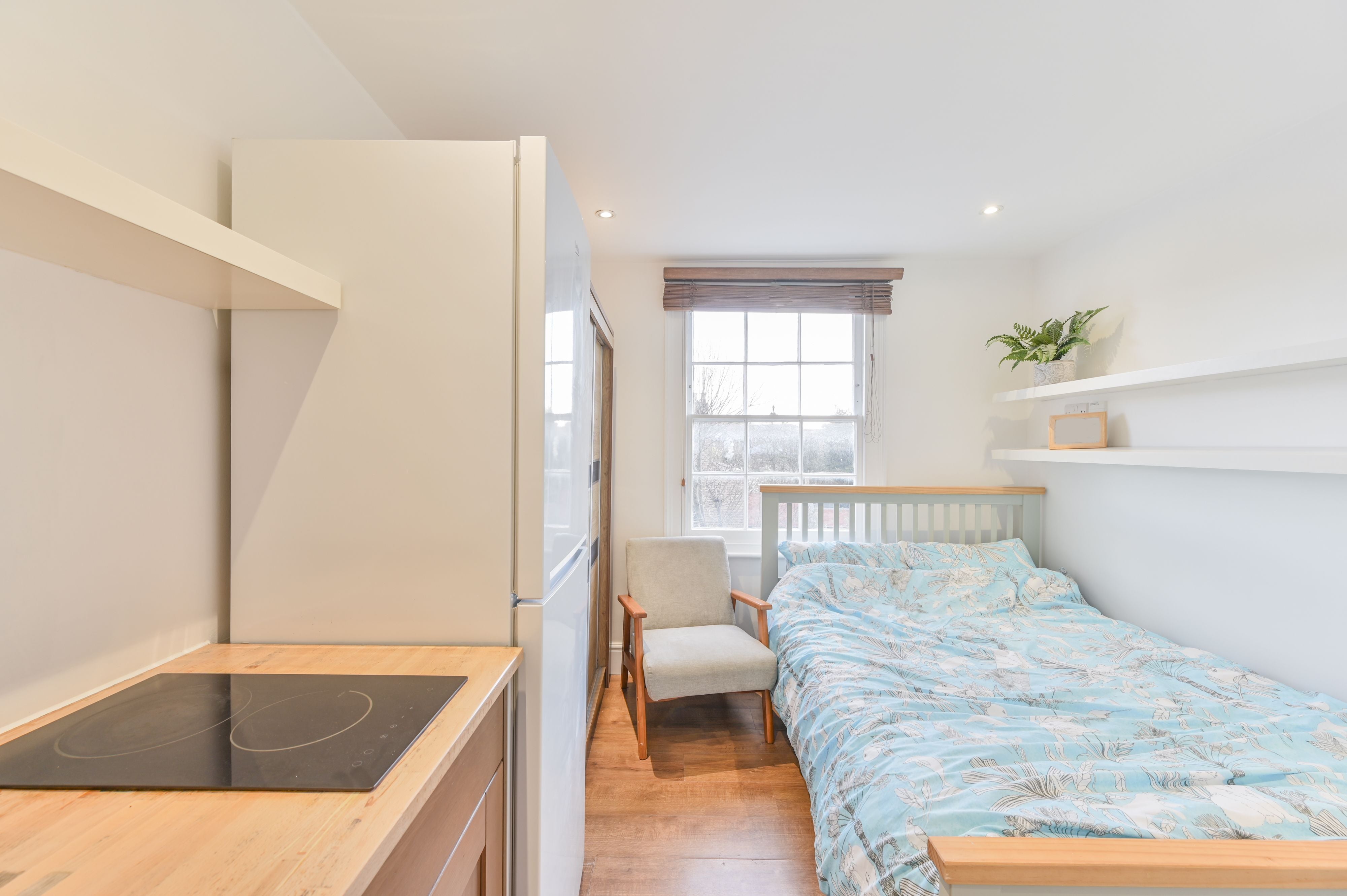 Flat Stamford Brook Avenue in Greater London