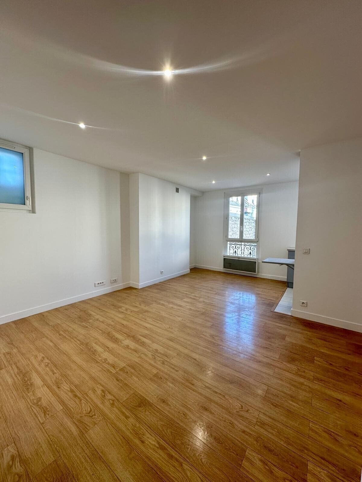 Flat Rue Pierre Guérin in Paris
