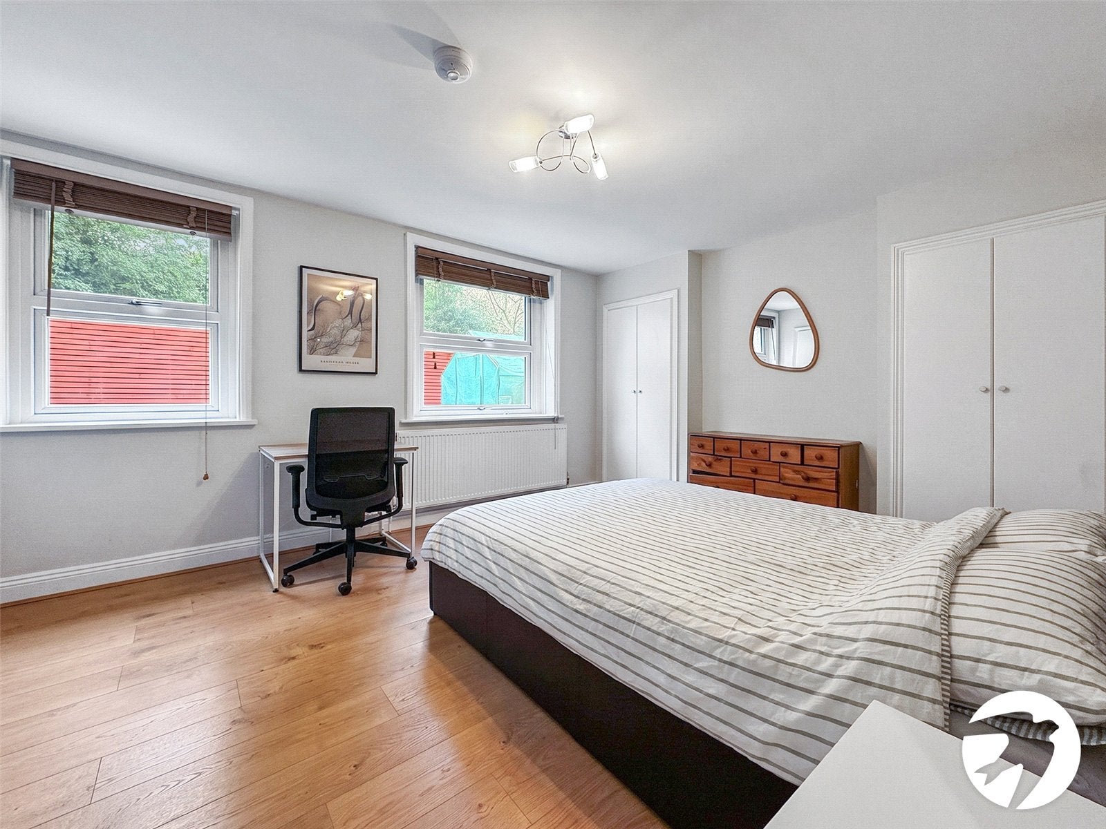 Flat Recreation Road in Greater London