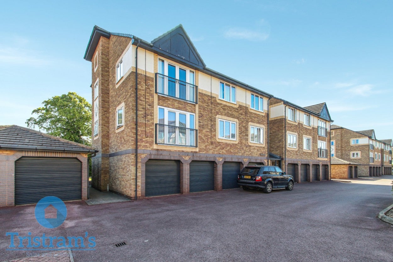 House Southmead Way in Derby