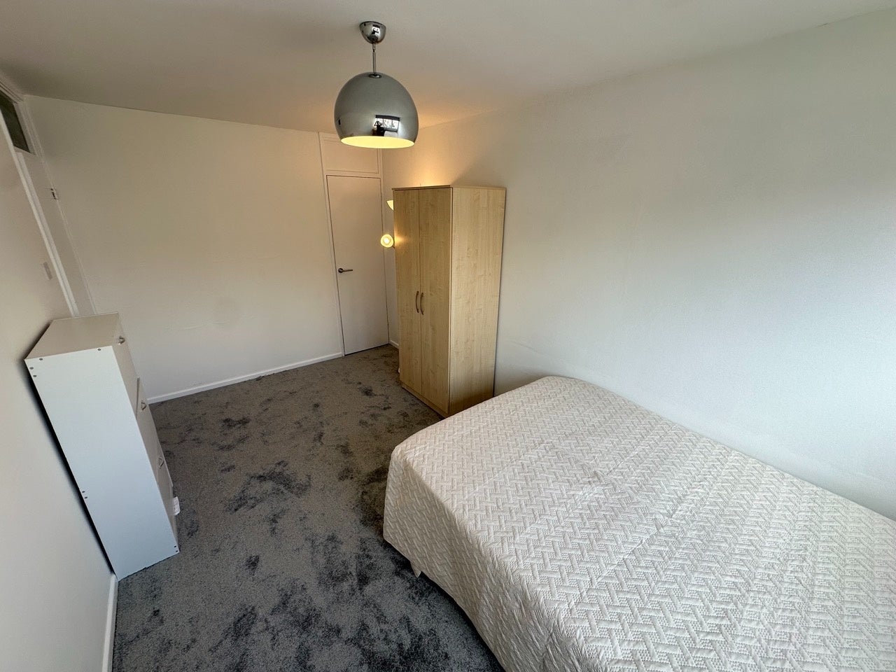 Flat Clearwell Drive in City of Westminster