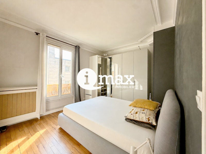 Appartement Rue Jacques Mazaud à Levallois-Perret