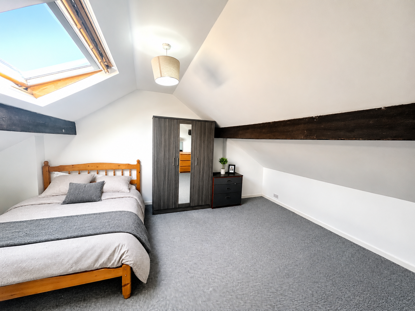 Flat Ecclesall Road in Sheffield