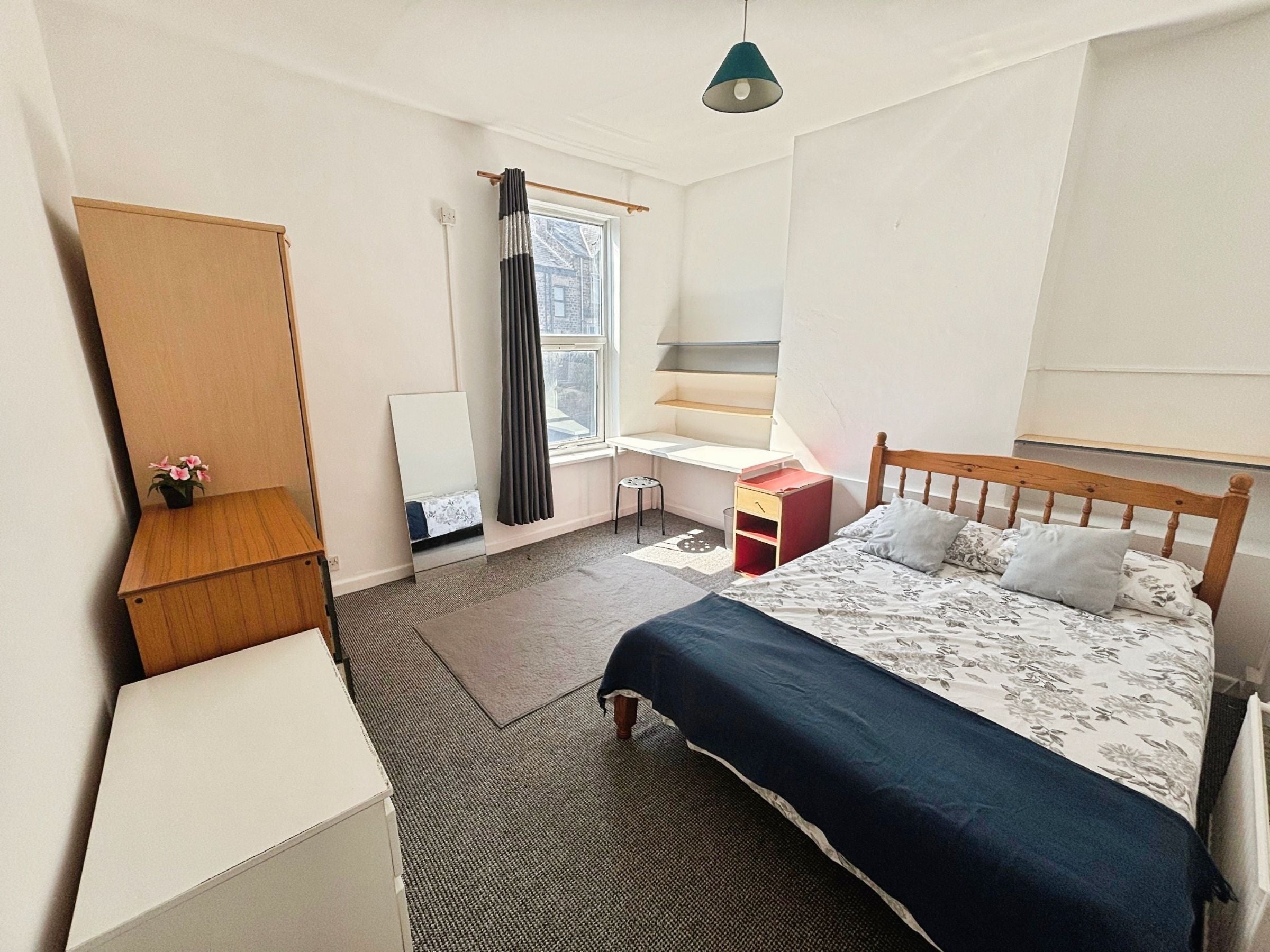 Flat Ecclesall Road in Sheffield