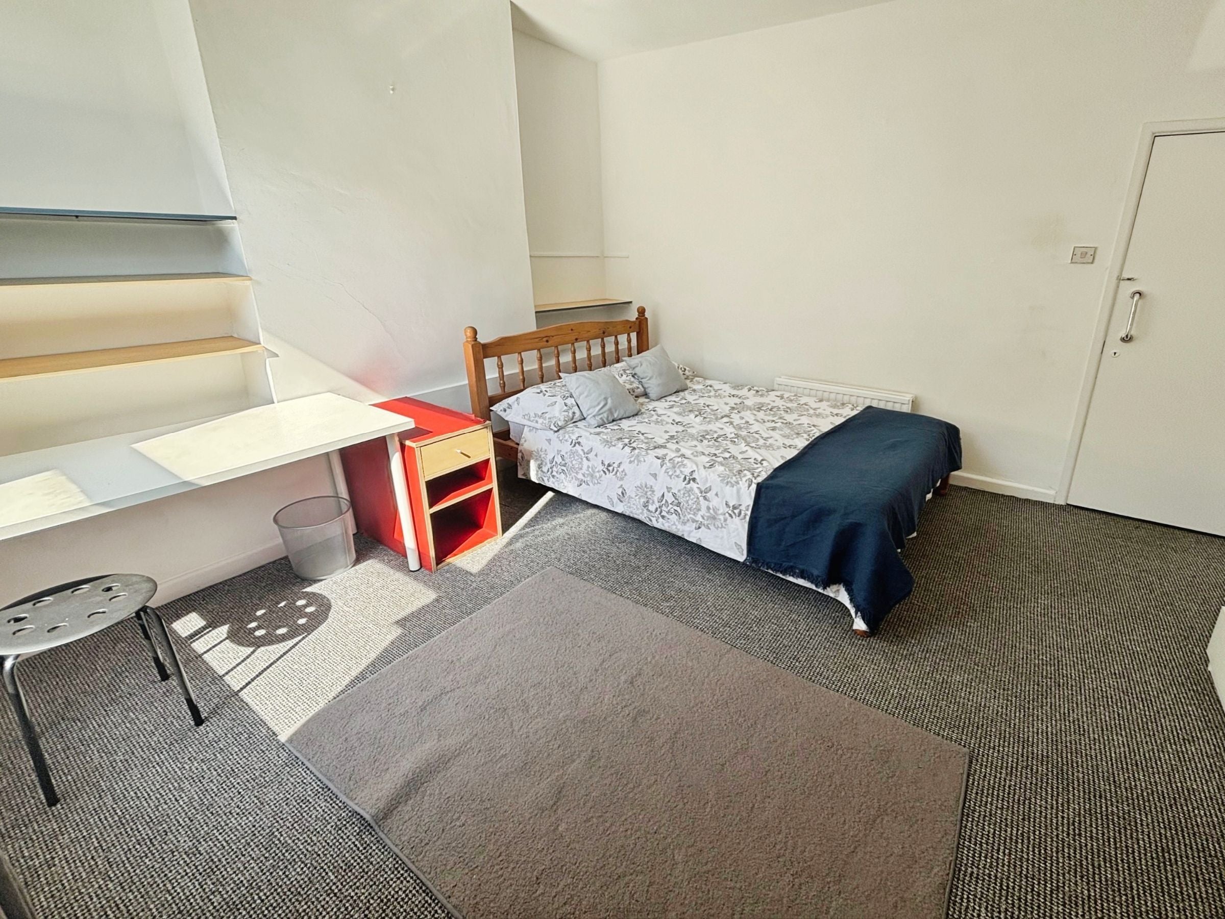 Flat Ecclesall Road in Sheffield