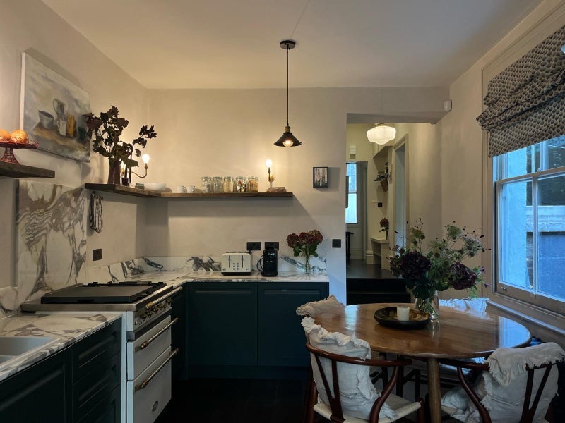 Room Westwick Gardens in Greater London