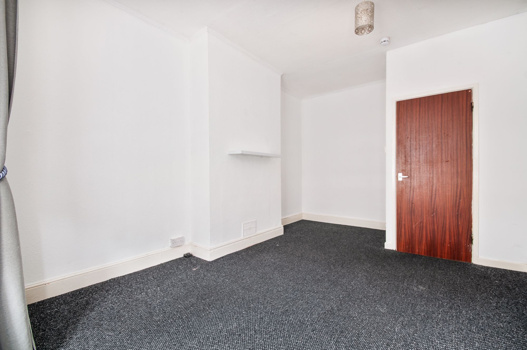 Flat Ombersley Road in Newport