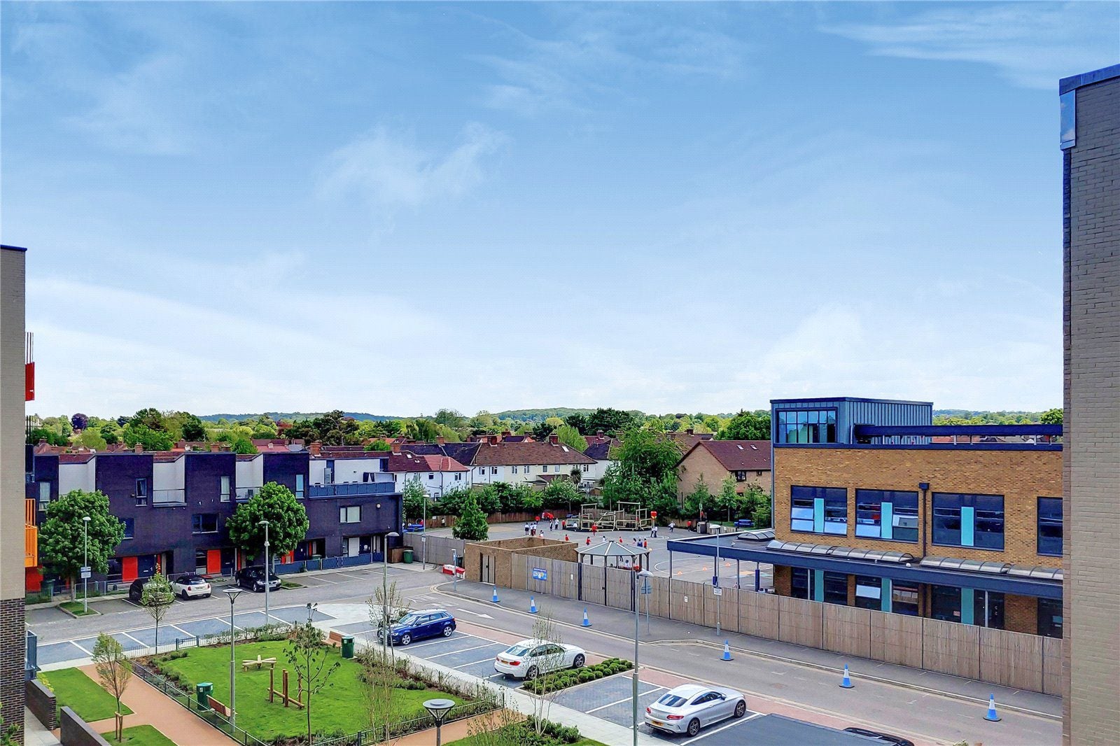 Flat Purley Way in Greater London