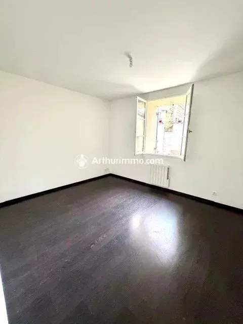 Appartement Avenue Paul Vaillant-Couturier à Paray-Vieille-Poste