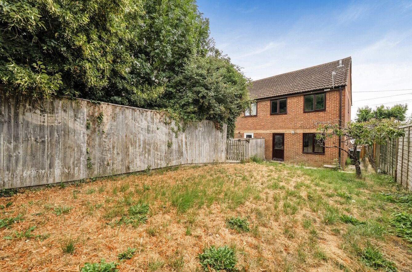 House St Nicholas Close in North Bradley