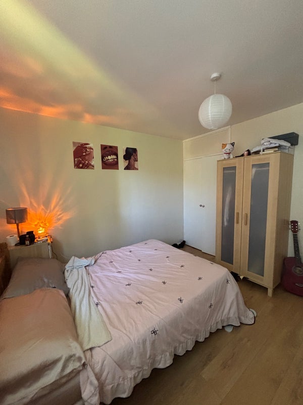 Room Petersfield Rise in Greater London