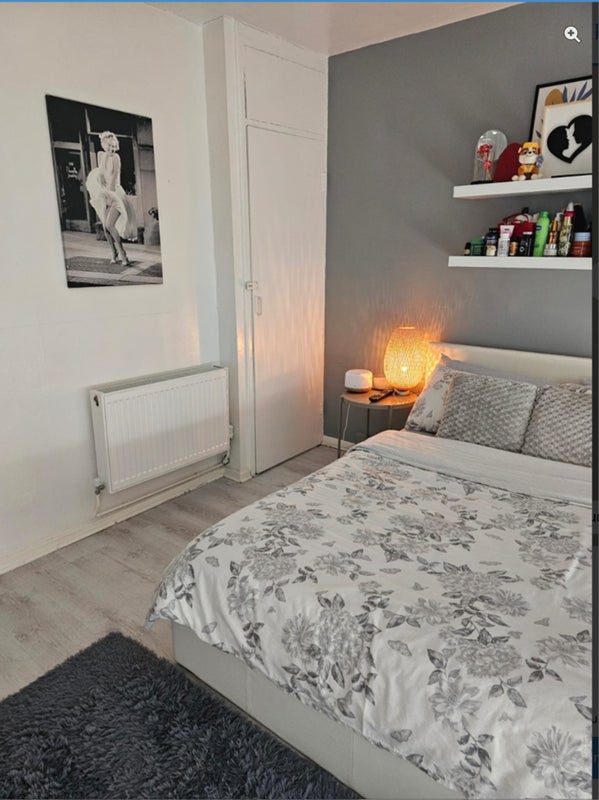 Room Queensdale Crescent in Greater London
